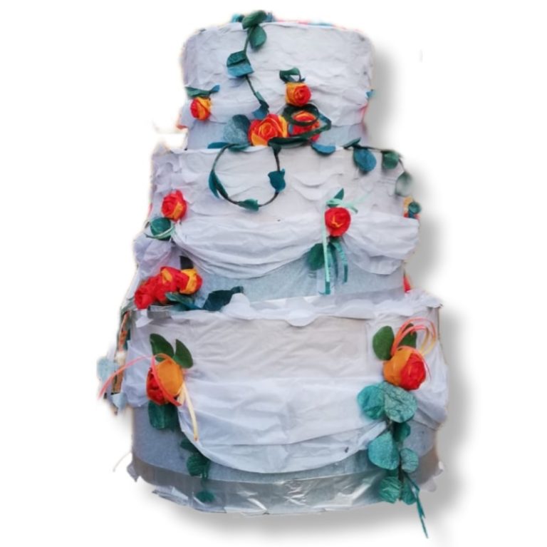 3D wedding cake pinata