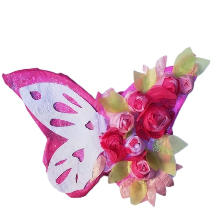 Butterfly-with-flowers-pinata-propnpinata