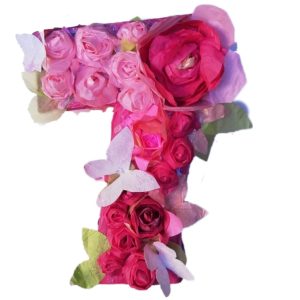 Number-7-flower-roses-pinata